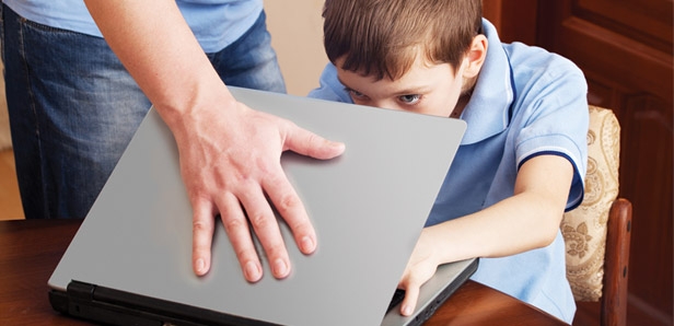 Çocuğunuzu İnternet Bağımlılığından Gözetin